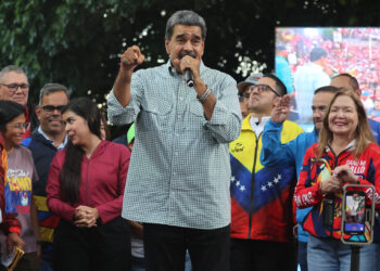 Maduro dice que llegó a «primeros acuerdos» con EE.UU. en reunión con el enviado de Trump