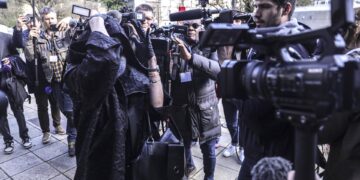 El mayor pederasta de Francia confiesa ante su hijo haber abusado también de su nieta