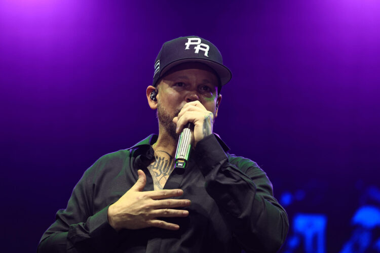 Residente, Rawayana y Carin León triunfan en la pregala de los Grammy