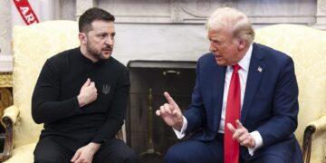 Trump dice ante Zelenski que se ve como un «árbitro» entre Rusia y Ucrania