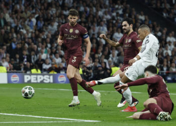 3-1. Mbappé hace añicos al peor City de Guardiola