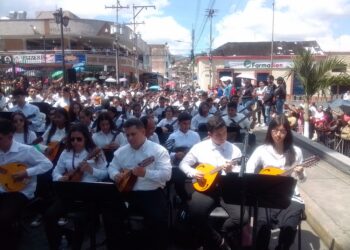 Macro concierto ofreció el Sistema Nacional de Orquestas en homenaje a los 205 años de Valera