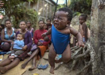 Millones de niños desnutridos no recibirán atención y pueden morir por recortes de ayuda