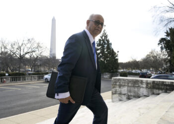 El surinamés Albert Ramdin es elegido nuevo secretario general de la OEA