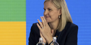 El COI abre una nueva era con la eleccion de Coventry, su primera presidenta