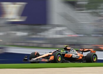 Lando Norris gana el Gran Premio de F1 de Australia, confirmando la amenaza de McLaren
