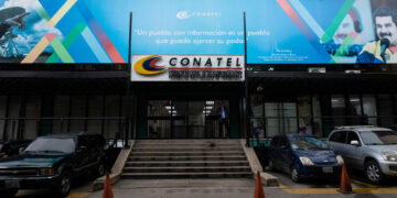 Venezuela revoca licencia a SuperCable por violación a los derechos de los usuarios