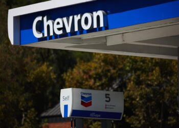 EE.UU. pone fin a la licencia de Chevron en Venezuela y le da un mes para salir del país