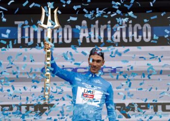 Ayuso conquista el Tridente de la Tirreno Adriático