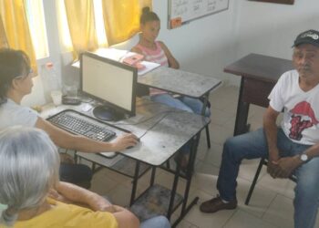Despacho del gobierno regional en Sucre abre registro nacional de adultos mayores