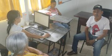 Despacho del gobierno regional en Sucre abre registro nacional de adultos mayores