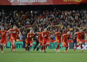 3-3 (5-4). Unai Simón y Pedri llevan a España a la fase final en los penaltis