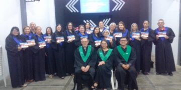 LBN-Valera  certificó a 20 estudiantes en estudios Teológicos