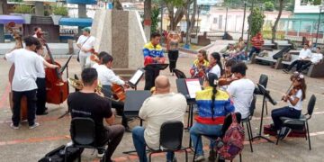 Sistema de Orquestas rindió homenaje a Orlando Briceño y Freddy Villarreal