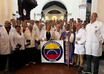 Táchira | Representante de Médicos Unidos de Venezuela clama por mejores salarios y mayor inversión en salud
