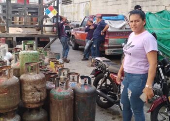 Familias de El Milagro, La Marchantica y Santa Cruz recibieron recargas de GLP