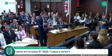 Maradona «estaba a punto de explotar», según policías que constataron su muerte