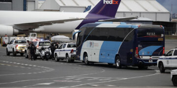 A las puertas de la deportación 530.000 cubanos, venezolanos, nicaragüenses y haitianos
