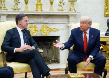 Trump dice que las conversaciones con Rusia sobre Ucrania «están yendo bien»