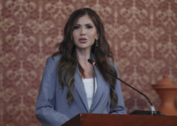 Un juez bloquea el intento de Trump de acabar con el programa TPS para venezolanos