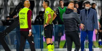 Italia pondrá imágenes del VAR en el estadio y explicará por audio las decisiones en la Copa