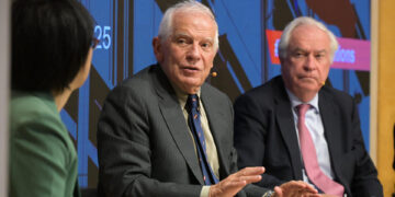 La UE y China «no pueden permitirse» seguir enemistados en la era Trump, dice Borrell