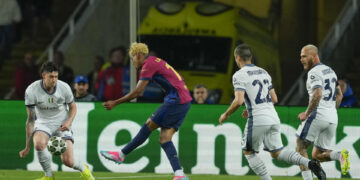 3-3. El Barcelona, con el mago Lamine al frente, remonta para seguir creyendo en la final