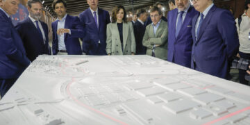 Un circuito con una curva peraltada como una ‘plaza de toros’ y una velocidad de 340 km/h