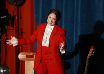 Natalia Lafourcade presenta ‘Cancionera’, una nueva faceta íntima que marca sus 40 años