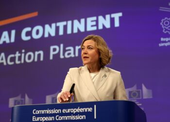 La UE aprueba sus contramedidas a los aranceles de EE.UU. al acero y aluminio sin Hungría