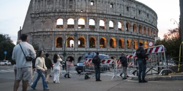 Más de 4.000 policías, zona de exclusión aérea y drones para el funeral de Francisco