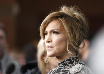 Jennifer Lopez y Robert Zemeckis colaborarán en una adaptación de ‘The Last Mrs. Parrish’