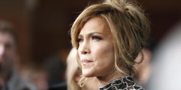 Jennifer Lopez y Robert Zemeckis colaborarán en una adaptación de ‘The Last Mrs. Parrish’