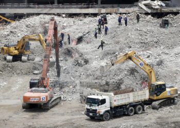 Tailandia aún busca a 31 desaparecidos entre los escombros un mes después del terremoto