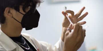 Venezuela recibe de Nicaragua dosis de vacunas contra la tuberculosis y la poliomielitis