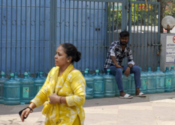 Ola de calor extremo azota el norte de India, con temperaturas que superan los 45 grados
