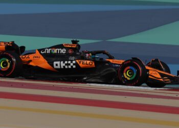 Los McLaren de Piastri y Norris dominan el último libre por delante de Lecler