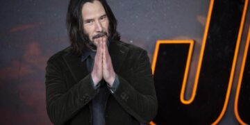 Keanu Reeves seguirá los pasos de George Clooney y otras celebridades en Broadway