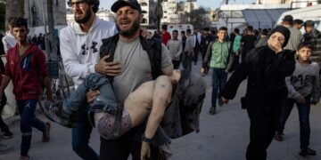 Veinte días de ofensiva israelí en Gaza se cobran la vida de 1.335 personas