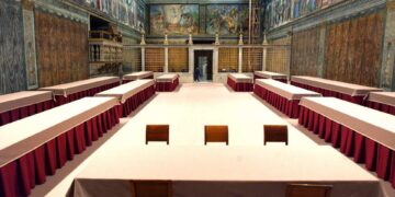 El estricto ceremonial del cónclave paso a paso