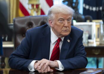 Trump calcula acuerdos en «3 o 4 semanas» y dice que China ya está hablando con EE.UU.