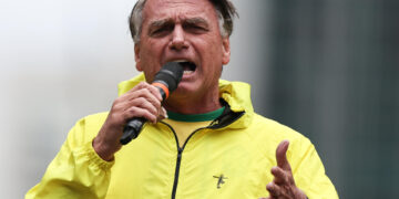 Bolsonaro convoca a un acto por la amnistía para los golpistas de 2023 desde el hospital