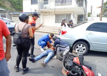 Trujillo | Dos lesionados deja accidente de moto en Valera