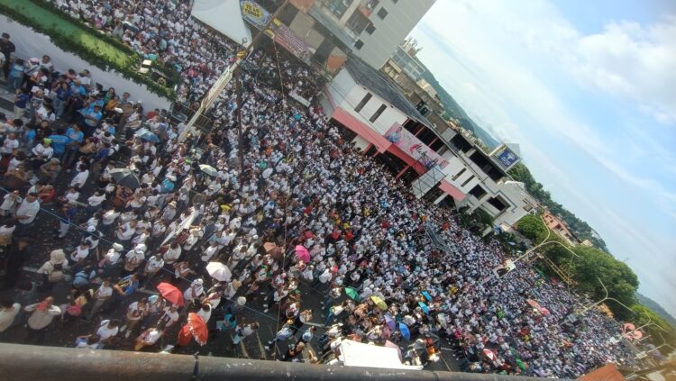 Trujillo | Valera se vuelca en fervor por la Divina Misericordia y rinde homenaje al Papa Francisco