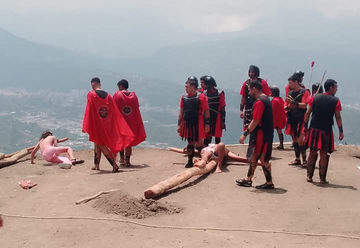 San Genaro y su Viacrucis Viviente |  Por: Luis Huz Ojeda