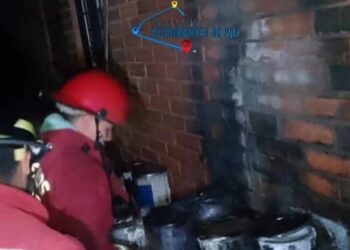 Bomberos de Boconó combatieron incendio en una ferretería