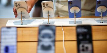 Trump exime a ‘smartphones’ y monitores de ordenador de sus «aranceles recíprocos»