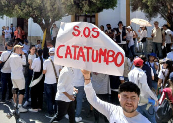 Organización NRC calcula que víctimas de conflicto colombiano serán diez millones en 2026