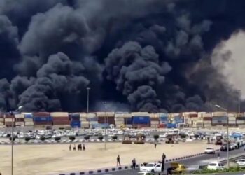 Al menos cuatro muertos y más de 500 heridos en la explosión en un puerto iraní