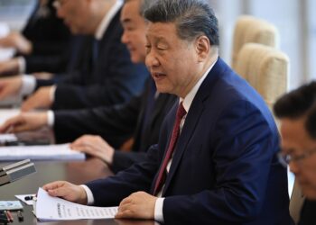 China pide a EEUU la cancelación completa de los aranceles tras la exención sobre la electrónica